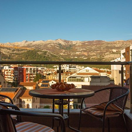 Apartment Lora Budva Luaran gambar