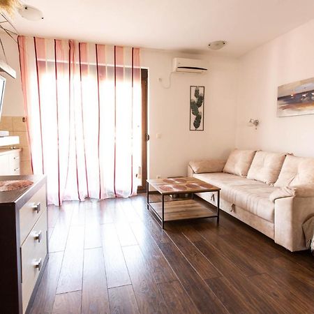 Apartment Lora Budva Luaran gambar